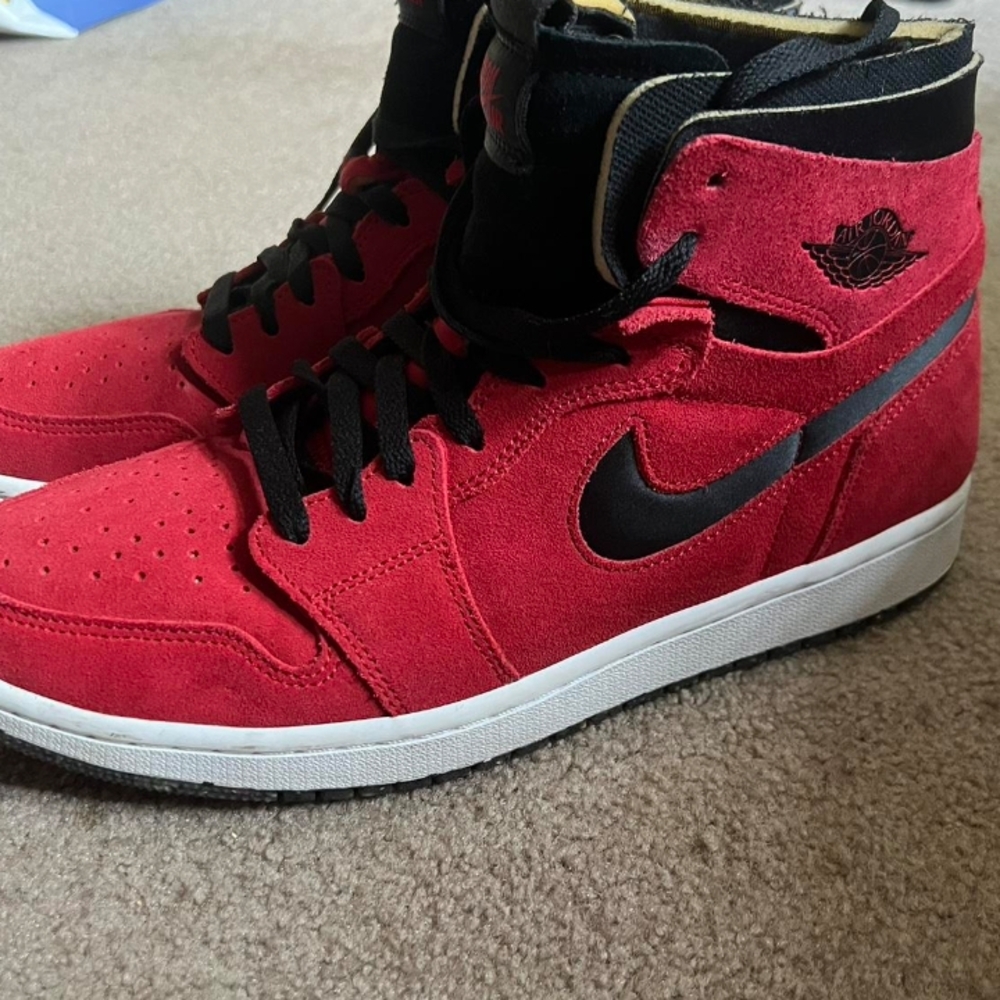 Nike Air Jordan 1 Retro High Red Black